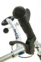Беговел Micro G-Bike+Air, оснащенный большими надувными колесами (200мм)